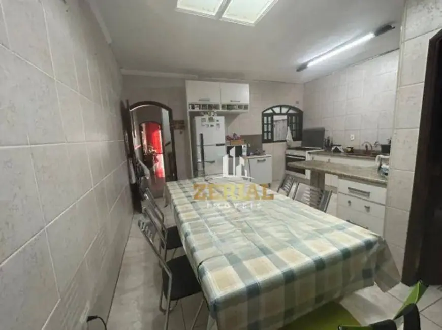 Sobrado com 4 quartos à venda, 144m2 em Campestre, Santo Andre - SP - imagem 4 Foto 4 de Sobrado com 4 quartos à venda, 144m2 em Campestre, Santo Andre - SP