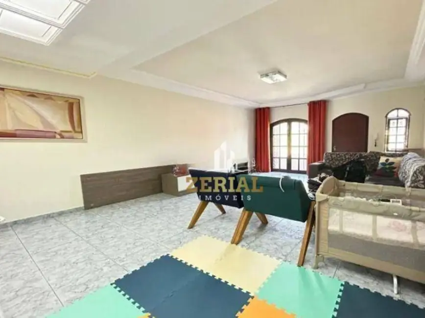 Sobrado com 4 quartos à venda, 144m2 em Campestre, Santo Andre - SP - imagem 3 Foto 3 de Sobrado com 4 quartos à venda, 144m2 em Campestre, Santo Andre - SP