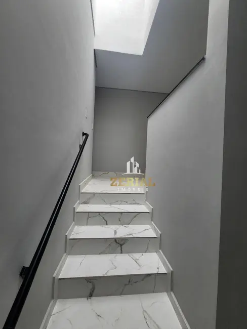 Sobrado com 3 quartos à venda, 174m2 em Santo Antônio, Sao Caetano Do Sul - SP - imagem 8 Foto 8 de Sobrado com 3 quartos à venda, 174m2 em Santo Antônio, Sao Caetano Do Sul - SP