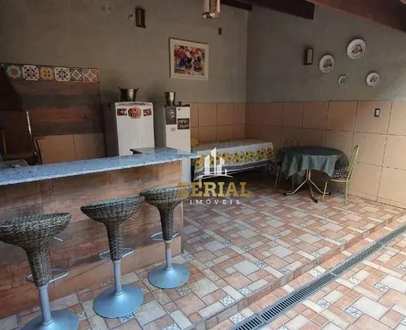 Sobrado com 3 quartos à venda, 200m2 em Campestre, Santo Andre - SP - imagem 3 Foto 3 de Sobrado com 3 quartos à venda, 200m2 em Campestre, Santo Andre - SP