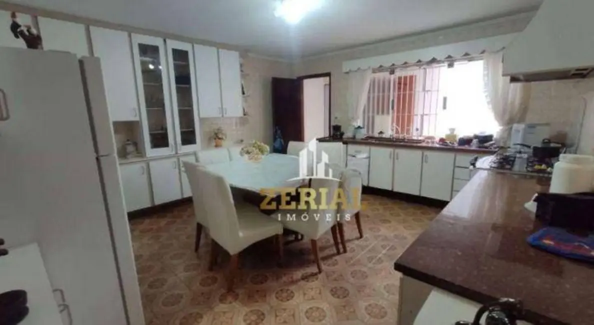 Foto 5 de Sobrado com 4 quartos à venda, 213m2 em Osvaldo Cruz, Sao Caetano Do Sul - SP