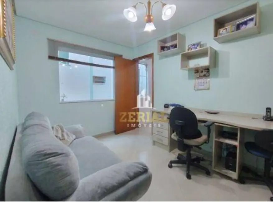 Foto 8 de Sobrado com 3 quartos à venda, 230m2 em Osvaldo Cruz, Sao Caetano Do Sul - SP