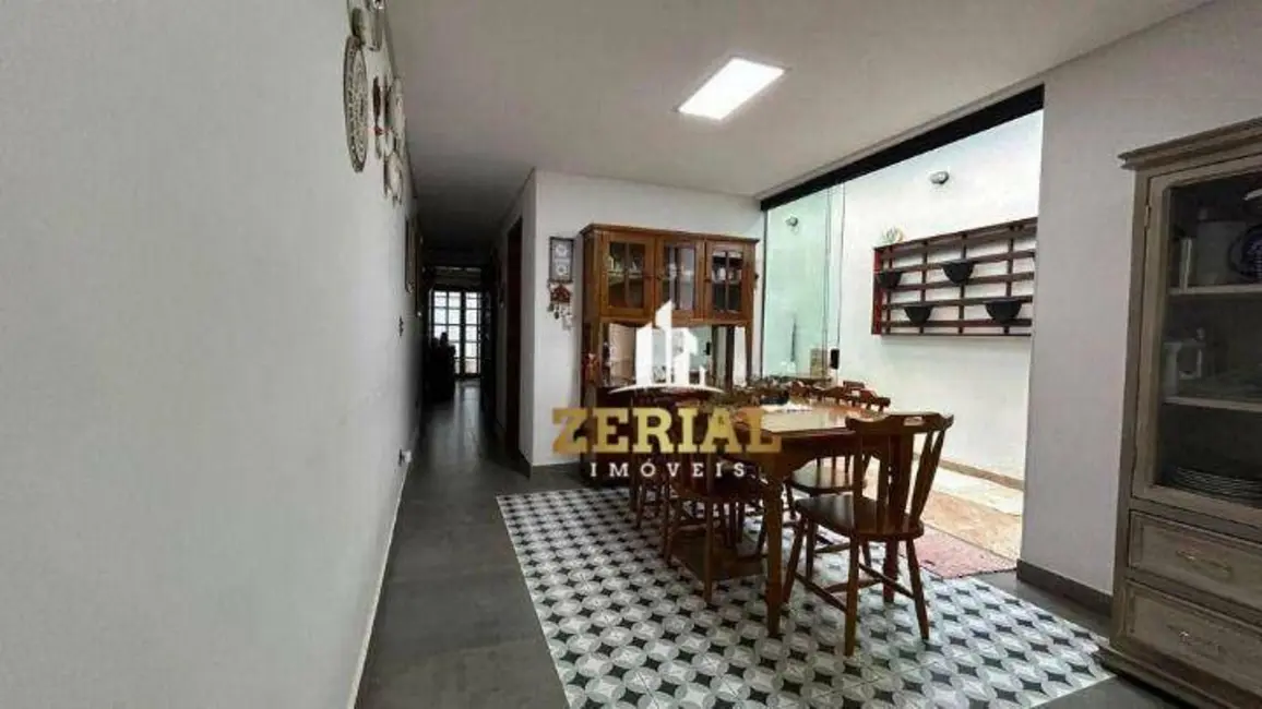 Sobrado com 3 quartos à venda, 150m2 em Osvaldo Cruz, Sao Caetano Do Sul - SP - imagem 6 Foto 6 de Sobrado com 3 quartos à venda, 150m2 em Osvaldo Cruz, Sao Caetano Do Sul - SP