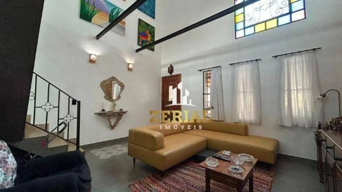 Sobrado com 3 quartos à venda, 150m2 em Osvaldo Cruz, Sao Caetano Do Sul - SP - imagem 1 Foto 1 de Sobrado com 3 quartos à venda, 150m2 em Osvaldo Cruz, Sao Caetano Do Sul - SP