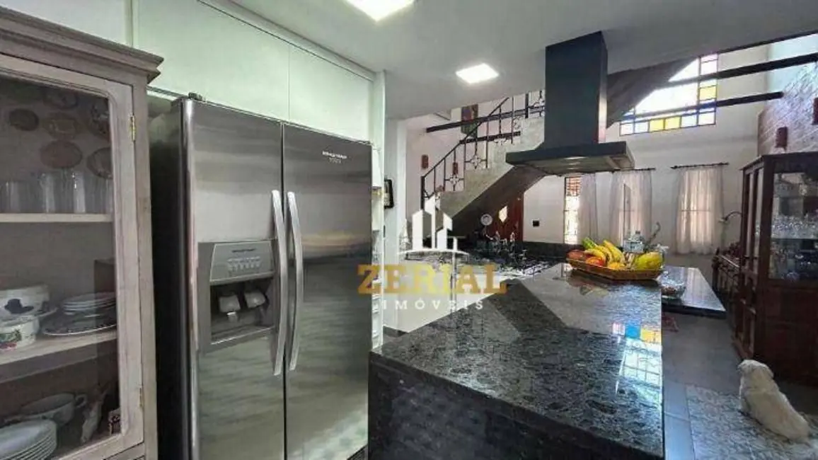 Sobrado com 3 quartos à venda, 150m2 em Osvaldo Cruz, Sao Caetano Do Sul - SP - imagem 3 Foto 3 de Sobrado com 3 quartos à venda, 150m2 em Osvaldo Cruz, Sao Caetano Do Sul - SP