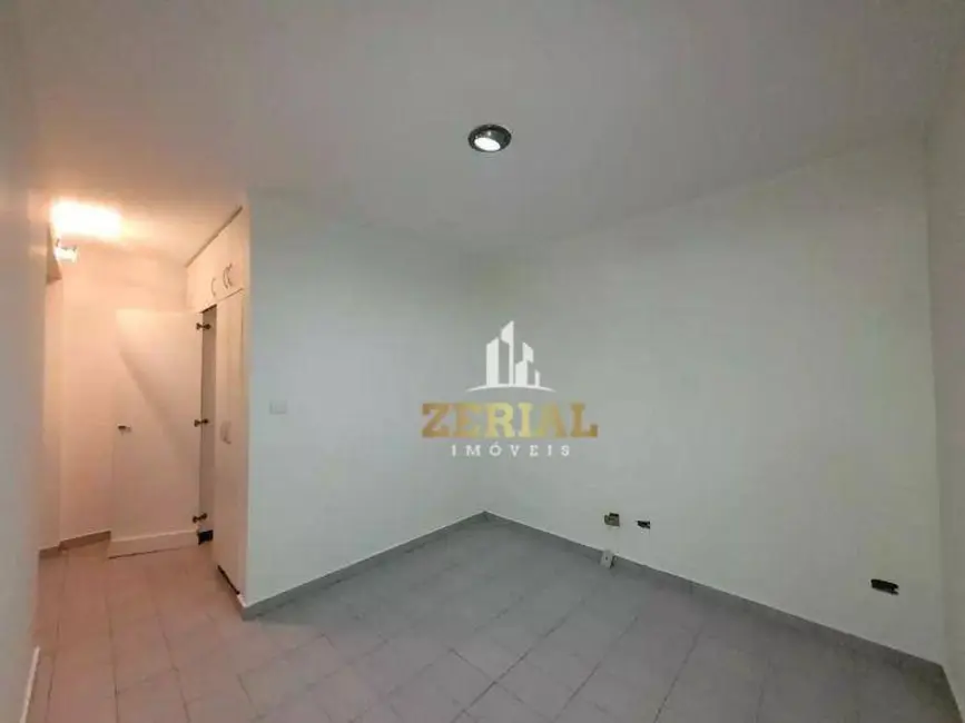 Sobrado com 3 quartos para alugar, 186m2 em Mauá, Sao Caetano Do Sul - SP - imagem 8 Foto 8 de Sobrado com 3 quartos para alugar, 186m2 em Mauá, Sao Caetano Do Sul - SP