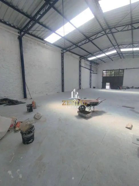 Armazém / Galpão para alugar, 250m2 em Fundação, Sao Caetano Do Sul - SP - imagem 6 Foto 6 de Armazém / Galpão para alugar, 250m2 em Fundação, Sao Caetano Do Sul - SP