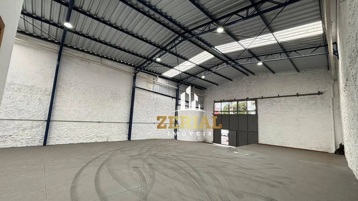 Foto 2 de Armazém / Galpão para alugar, 250m2 em Fundação, Sao Caetano Do Sul - SP