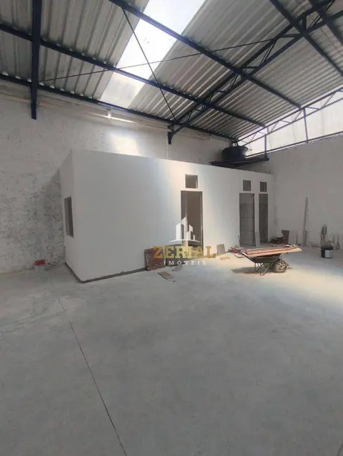 Armazém / Galpão para alugar, 250m2 em Fundação, Sao Caetano Do Sul - SP - imagem 3 Foto 3 de Armazém / Galpão para alugar, 250m2 em Fundação, Sao Caetano Do Sul - SP