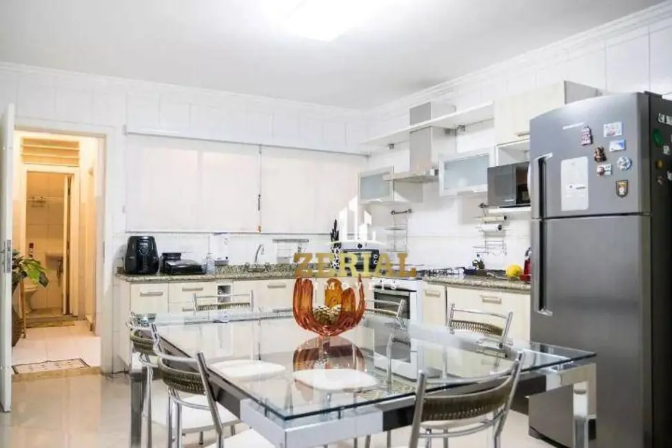 Foto 3 de Sobrado com 3 quartos à venda, 180m2 em Campestre, Santo Andre - SP