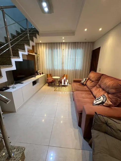Foto 2 de Sobrado com 3 quartos à venda, 130m2 em Osvaldo Cruz, Sao Caetano Do Sul - SP