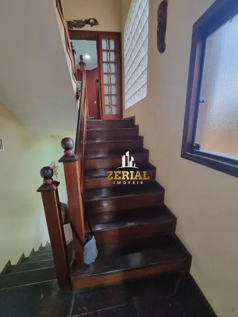 Foto 3 de Sobrado com 3 quartos à venda, 200m2 em Santa Maria, Sao Caetano Do Sul - SP