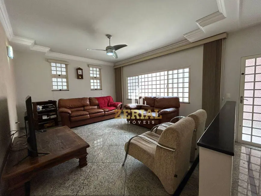 Sobrado com 4 quartos à venda, 191m2 em Olímpico, Sao Caetano Do Sul - SP - imagem 8 Foto 8 de Sobrado com 4 quartos à venda, 191m2 em Olímpico, Sao Caetano Do Sul - SP