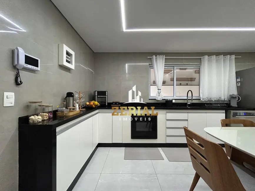 Foto 4 de Sobrado com 3 quartos à venda, 135m2 em Sao Caetano Do Sul - SP