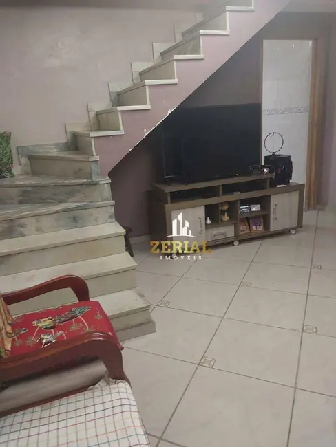 Foto 1 de Sobrado com 2 quartos à venda, 110m2 em Osvaldo Cruz, Sao Caetano Do Sul - SP