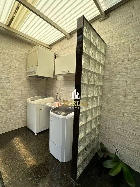 Sobrado com 3 quartos à venda, 170m2 em Sítio da Figueira, São Paulo - SP - imagem 5 Foto 5 de Sobrado com 3 quartos à venda, 170m2 em Sítio da Figueira, São Paulo - SP