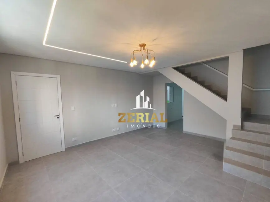 Foto 1 de Sobrado com 3 quartos à venda, 140m2 em Olímpico, Sao Caetano Do Sul - SP