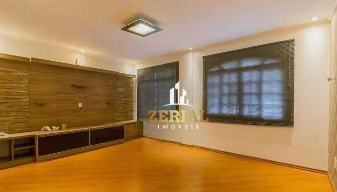 Foto 8 de Sobrado com 4 quartos à venda, 182m2 em Santa Maria, Sao Caetano Do Sul - SP