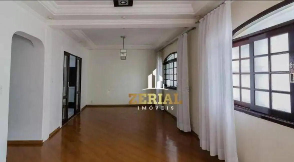 Foto 2 de Sobrado com 4 quartos à venda, 182m2 em Santa Maria, Sao Caetano Do Sul - SP