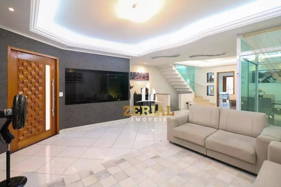 Foto 1 de Sobrado com 3 quartos à venda e para alugar, 382m2 em Olímpico, Sao Caetano Do Sul - SP