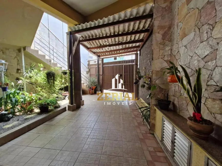 Foto 3 de Sobrado com 3 quartos à venda, 268m2 em Fundação, Sao Caetano Do Sul - SP