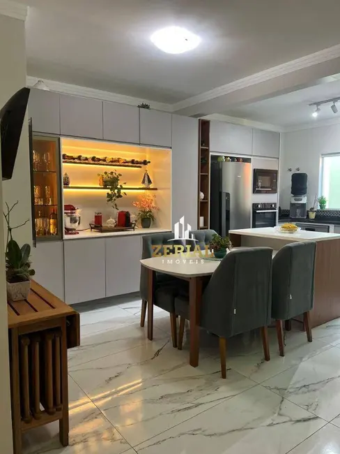 Foto 7 de Sobrado com 3 quartos à venda, 134m2 em Osvaldo Cruz, Sao Caetano Do Sul - SP