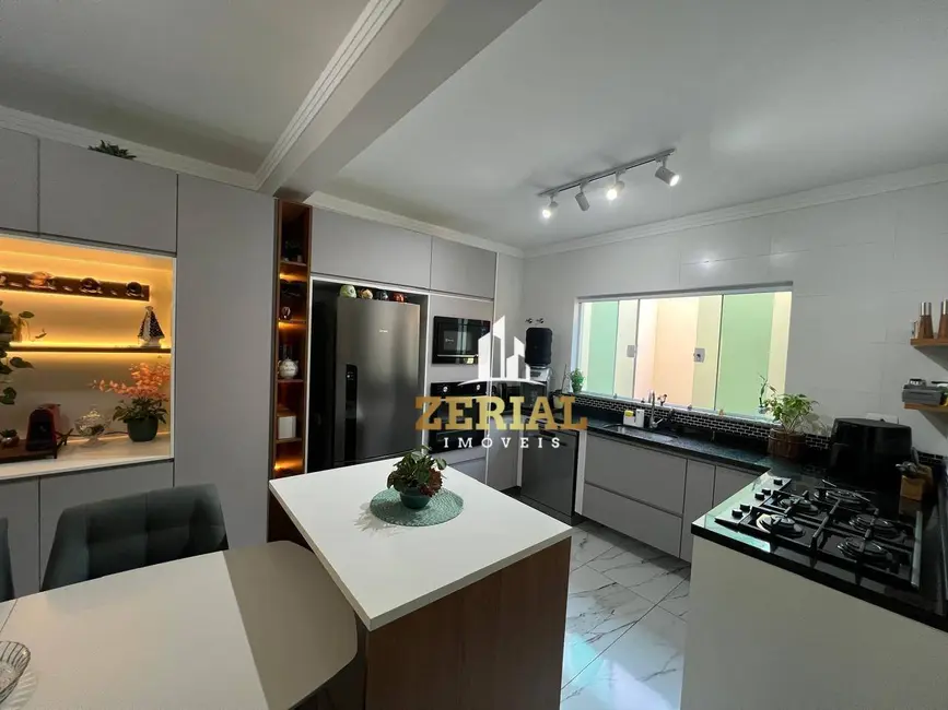 Foto 8 de Sobrado com 3 quartos à venda, 134m2 em Osvaldo Cruz, Sao Caetano Do Sul - SP