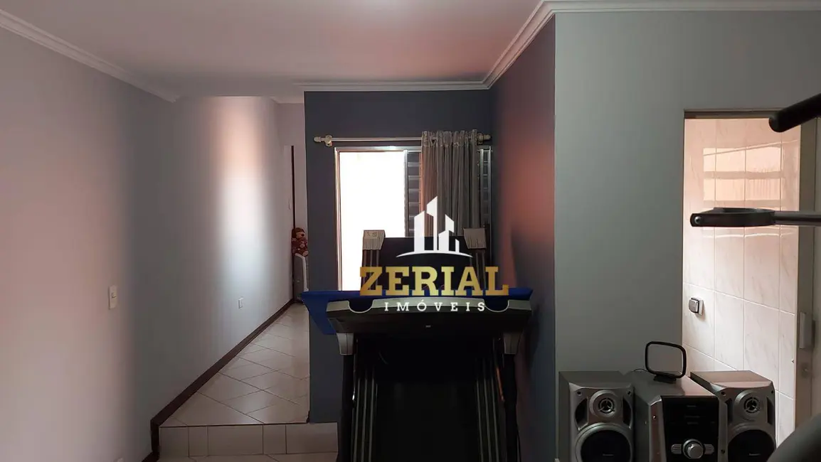 Sobrado com 3 quartos à venda, 110m2 em Nova Gerty, Sao Caetano Do Sul - SP - imagem 9 Foto 9 de Sobrado com 3 quartos à venda, 110m2 em Nova Gerty, Sao Caetano Do Sul - SP