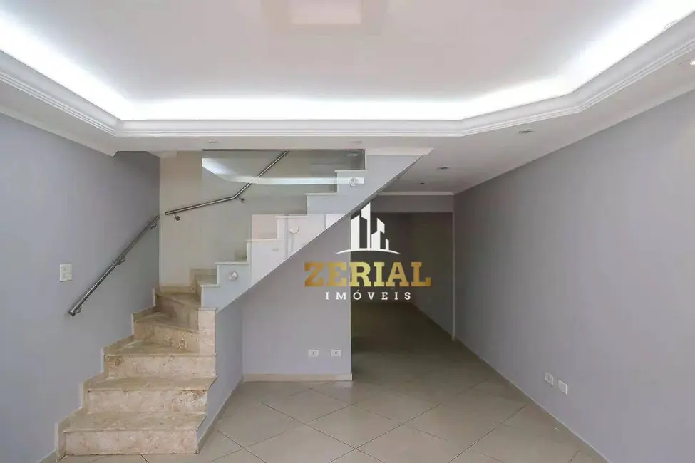 Foto 1 de Sobrado com 3 quartos à venda e para alugar, 276m2 em Santa Maria, Santo Andre - SP