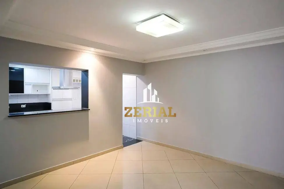 Sobrado com 3 quartos à venda e para alugar, 276m2 em Santa Maria, Santo Andre - SP - imagem 6 Foto 6 de Sobrado com 3 quartos à venda e para alugar, 276m2 em Santa Maria, Santo Andre - SP