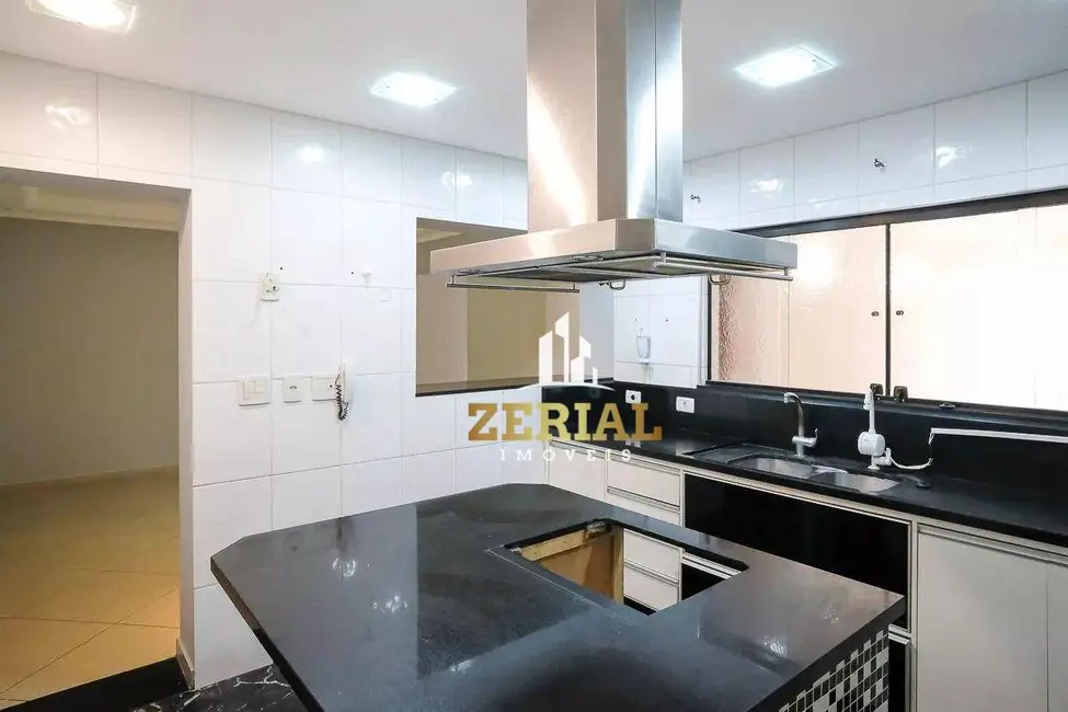 Sobrado com 3 quartos à venda e para alugar, 276m2 em Santa Maria, Santo Andre - SP - imagem 8 Foto 8 de Sobrado com 3 quartos à venda e para alugar, 276m2 em Santa Maria, Santo Andre - SP
