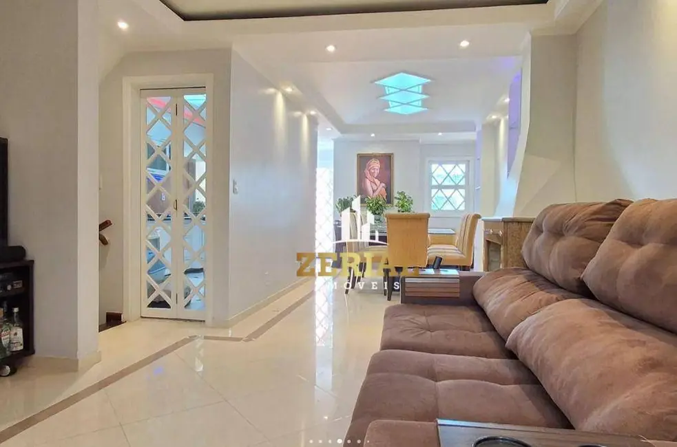 Sobrado com 3 quartos à venda, 165m2 em Mauá, Sao Caetano Do Sul - SP - imagem 1 Foto 1 de Sobrado com 3 quartos à venda, 165m2 em Mauá, Sao Caetano Do Sul - SP