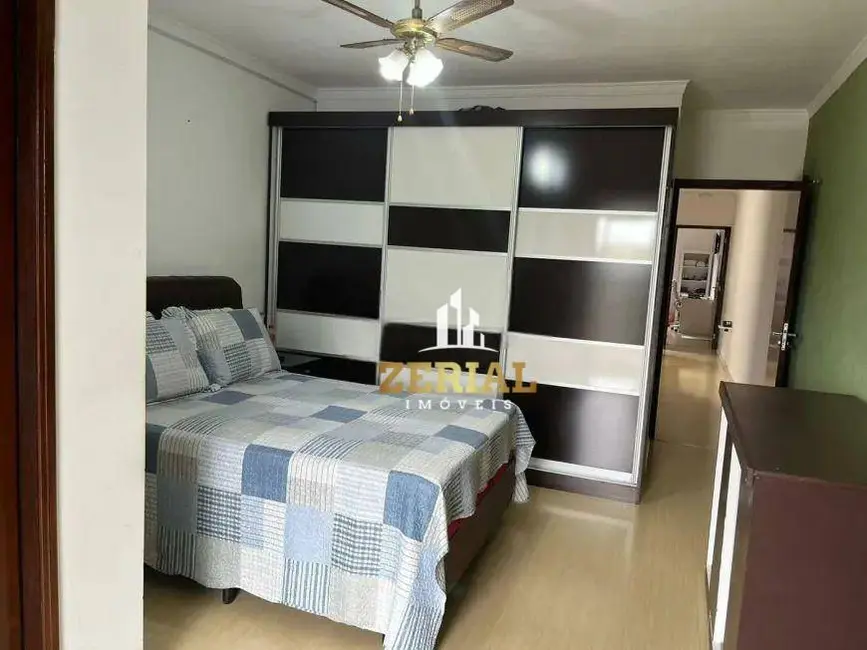 Foto 9 de Sobrado com 3 quartos à venda, 231m2 em Osvaldo Cruz, Sao Caetano Do Sul - SP