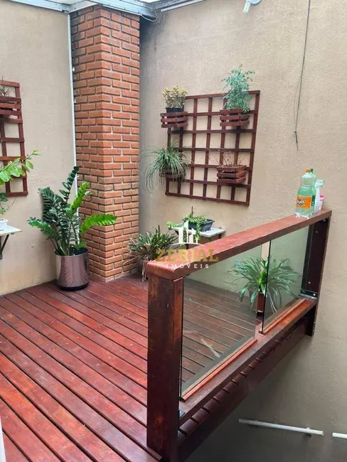 Foto 4 de Sobrado com 3 quartos à venda, 231m2 em Osvaldo Cruz, Sao Caetano Do Sul - SP