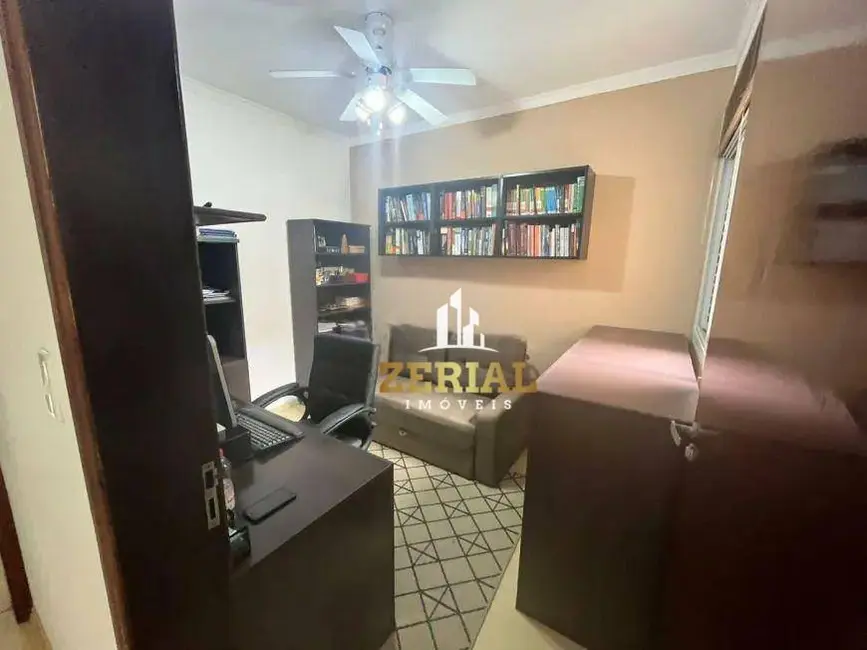 Foto 6 de Sobrado com 3 quartos à venda, 231m2 em Osvaldo Cruz, Sao Caetano Do Sul - SP