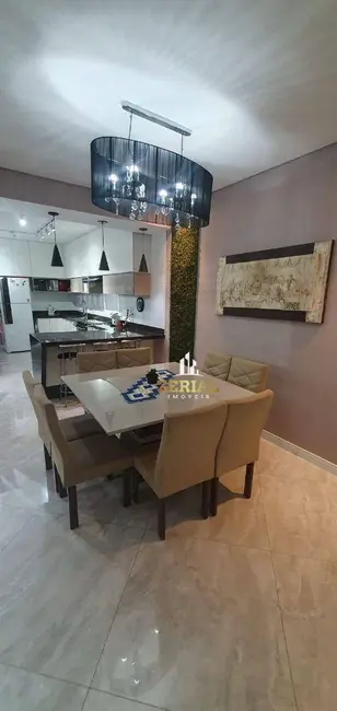 Foto 5 de Sobrado com 3 quartos à venda, 250m2 em Cerâmica, Sao Caetano Do Sul - SP