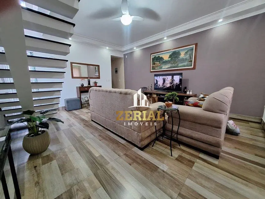 Foto 1 de Sobrado com 3 quartos à venda, 143m2 em Olímpico, Sao Caetano Do Sul - SP