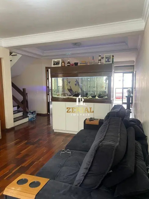 Foto 1 de Sobrado com 3 quartos para alugar, 218m2 em Santa Maria, Sao Caetano Do Sul - SP
