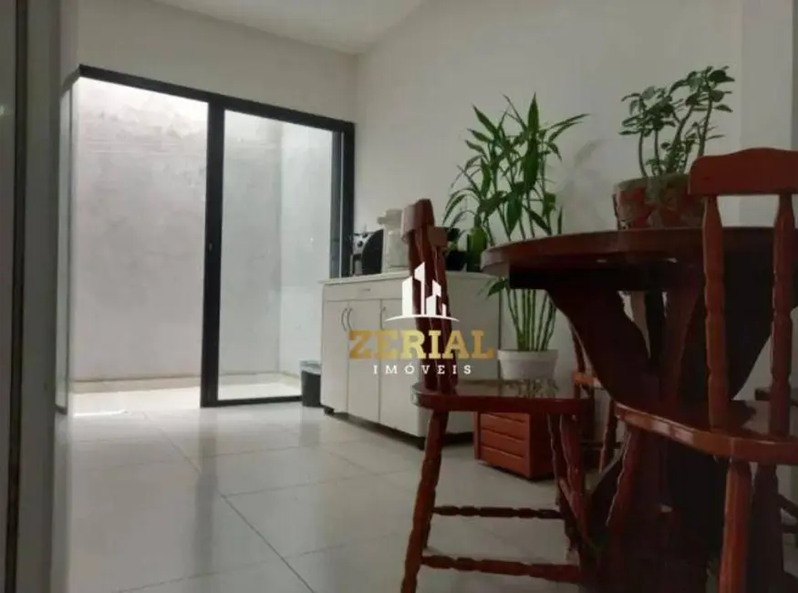 Casa com 3 quartos à venda, 105m2 em Cerâmica, Sao Caetano Do Sul - SP - imagem 6 Foto 6 de Casa com 3 quartos à venda, 105m2 em Cerâmica, Sao Caetano Do Sul - SP