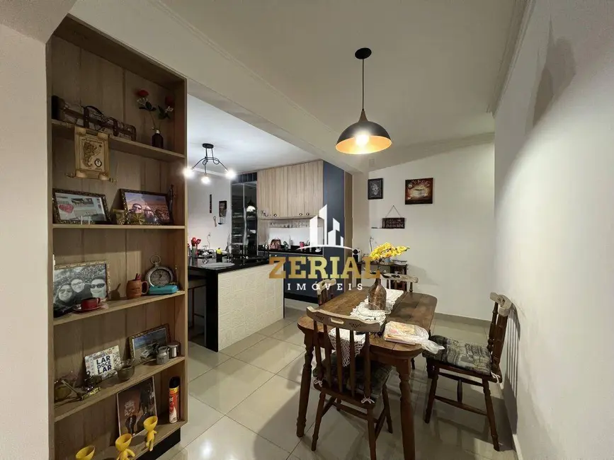 Foto 4 de Sobrado com 3 quartos à venda, 176m2 em Olímpico, Sao Caetano Do Sul - SP