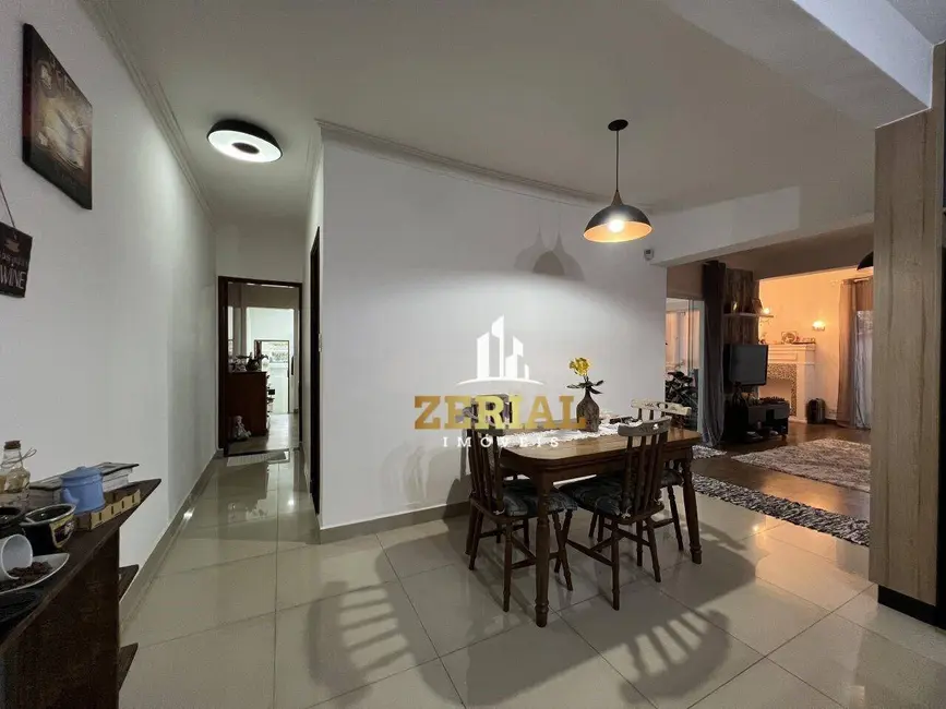 Foto 3 de Sobrado com 3 quartos à venda, 176m2 em Olímpico, Sao Caetano Do Sul - SP