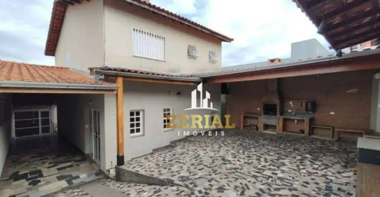 Sobrado com 5 quartos à venda, 250m2 em São Paulo - SP - imagem 1 Foto 1 de Sobrado com 5 quartos à venda, 250m2 em São Paulo - SP