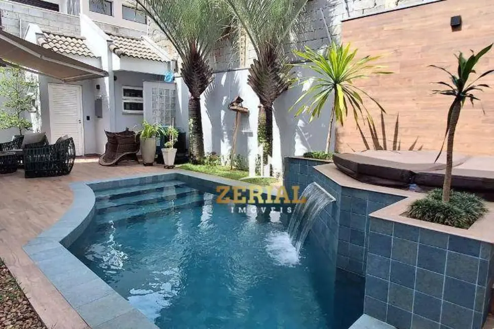 Foto 1 de Sobrado com 4 quartos à venda e para alugar, 360m2 em Jardim São Caetano, Sao Caetano Do Sul - SP