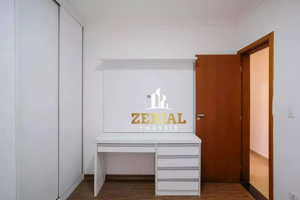 Casa com 3 quartos à venda, 180m2 em Sao Caetano Do Sul - SP - imagem 9 Foto 9 de Casa com 3 quartos à venda, 180m2 em Sao Caetano Do Sul - SP