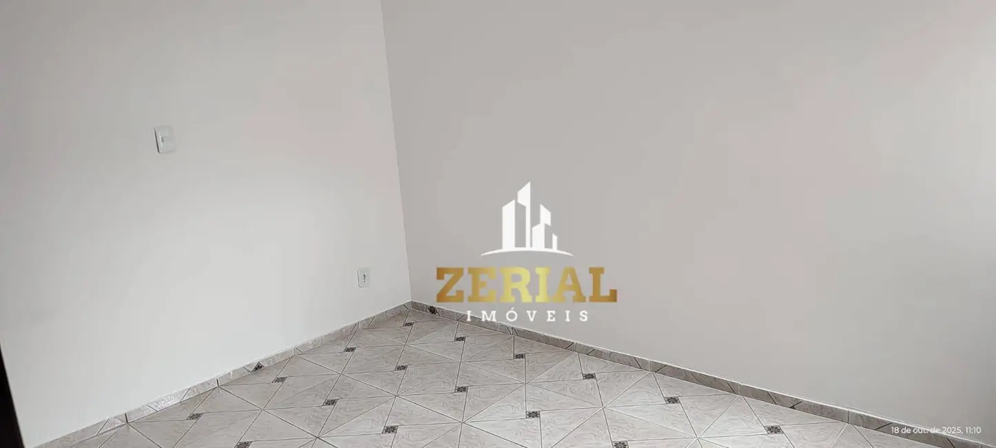 Sobrado com 3 quartos para alugar, 190m2 em Vila Scarpelli, Santo Andre - SP - imagem 8 Foto 8 de Sobrado com 3 quartos para alugar, 190m2 em Vila Scarpelli, Santo Andre - SP