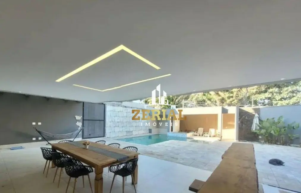 Sobrado com 5 quartos à venda, 549m2 em Jardim São Caetano, Sao Caetano Do Sul - SP - imagem 8 Foto 8 de Sobrado com 5 quartos à venda, 549m2 em Jardim São Caetano, Sao Caetano Do Sul - SP