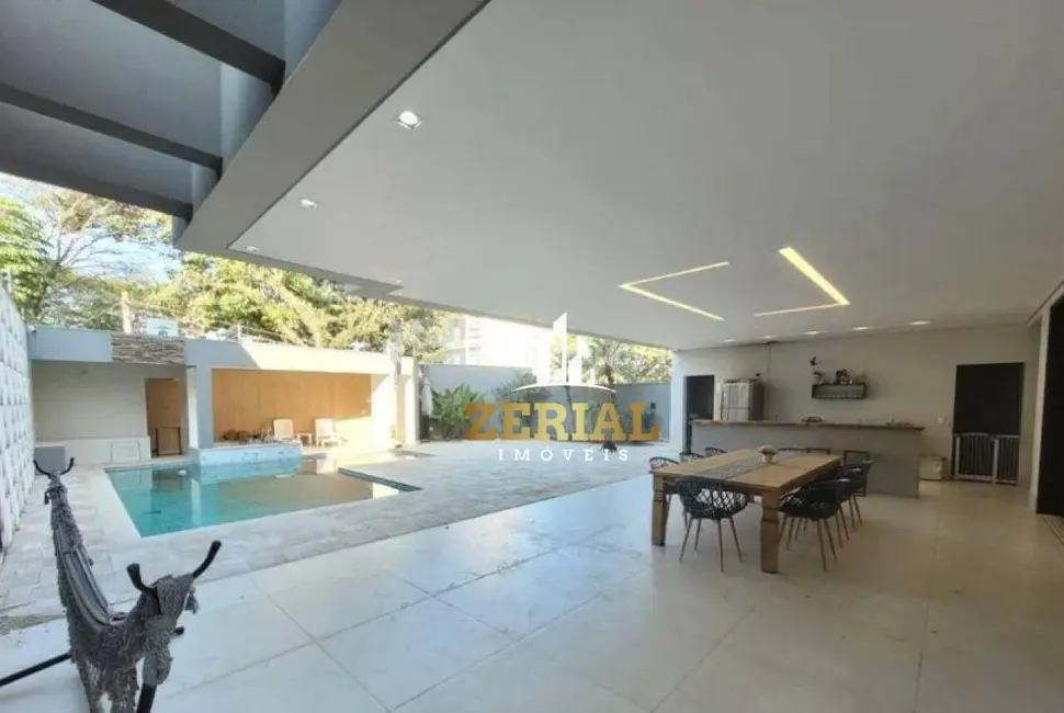 Sobrado com 5 quartos à venda, 549m2 em Jardim São Caetano, Sao Caetano Do Sul - SP - imagem 7 Foto 7 de Sobrado com 5 quartos à venda, 549m2 em Jardim São Caetano, Sao Caetano Do Sul - SP