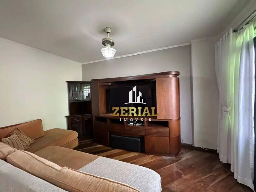 Sobrado com 4 quartos à venda, 145m2 em Sao Bernardo Do Campo - SP - imagem 2 Foto 2 de Sobrado com 4 quartos à venda, 145m2 em Sao Bernardo Do Campo - SP