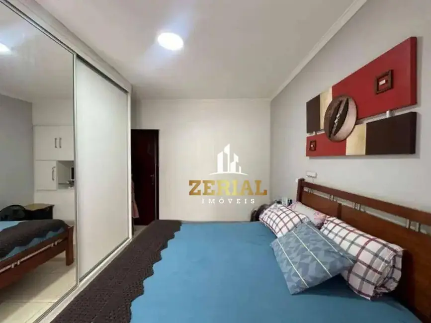 Sobrado com 3 quartos à venda, 135m2 em Santo Antônio, Sao Caetano Do Sul - SP - imagem 5 Foto 5 de Sobrado com 3 quartos à venda, 135m2 em Santo Antônio, Sao Caetano Do Sul - SP