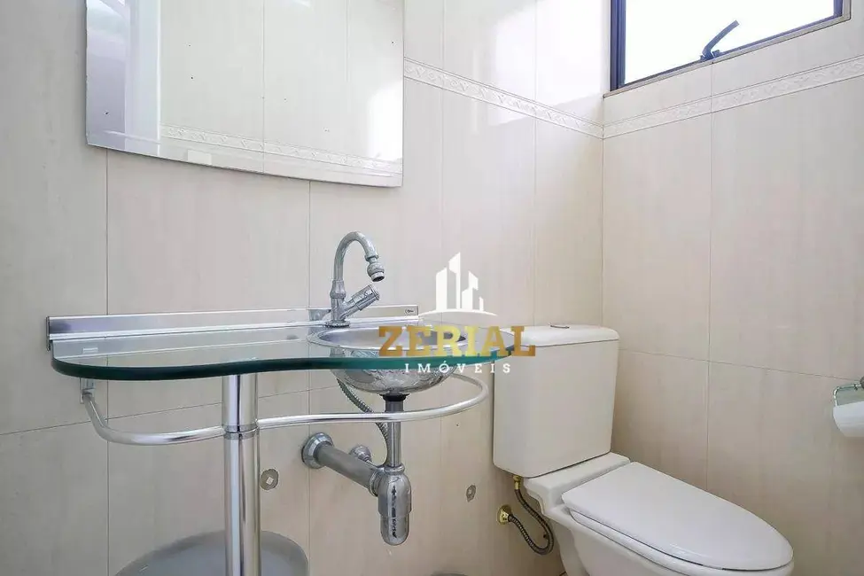 Foto 6 de Sobrado com 3 quartos para alugar, 290m2 em Santa Maria, Sao Caetano Do Sul - SP